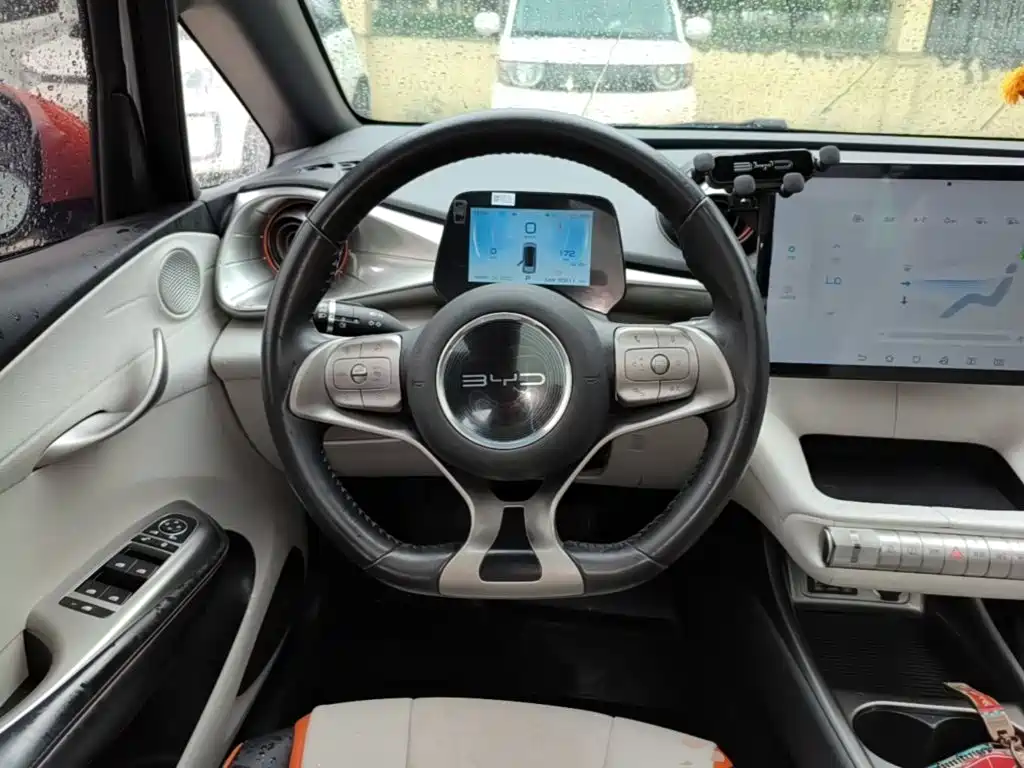 BYD Dolphin 2022