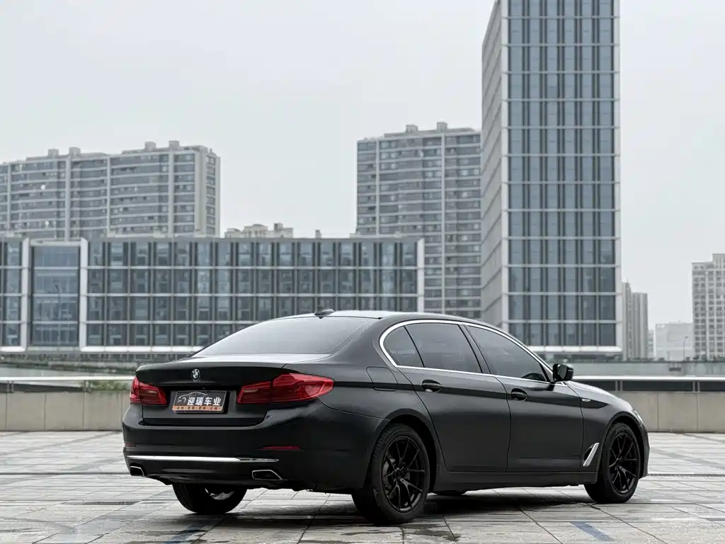 BMW 5 Series 2020