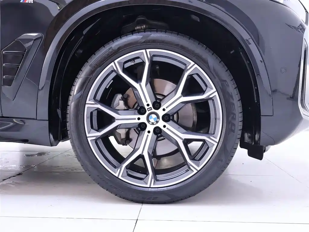 BMW X5 2024