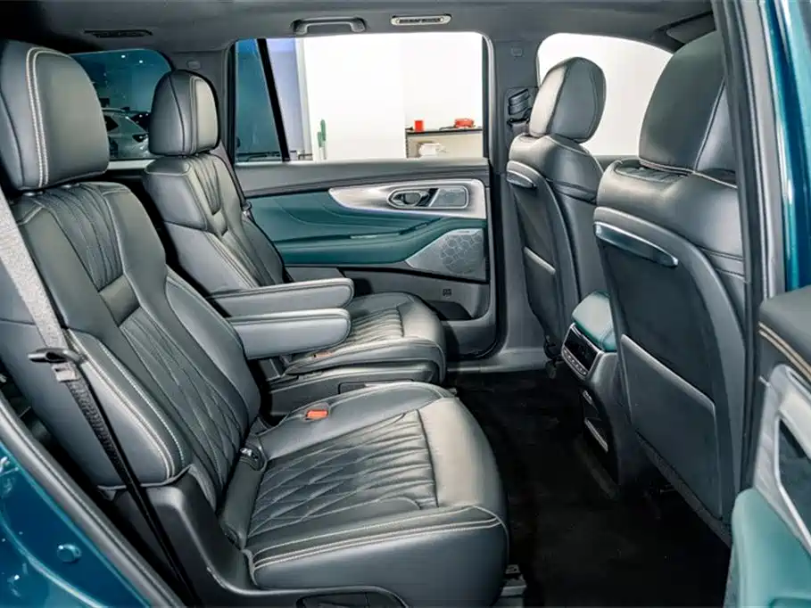 GAC Motor Trumpchi GS8 2022 — фото 22