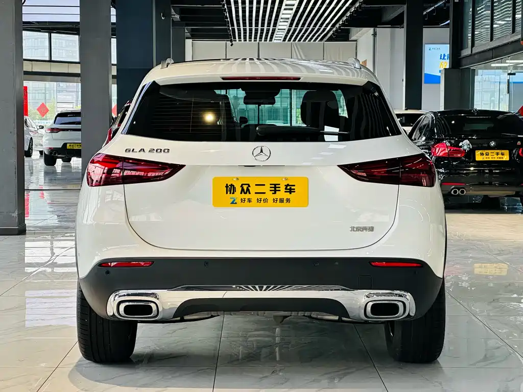 Mercedes-Benz GLA 2024 — фото 4