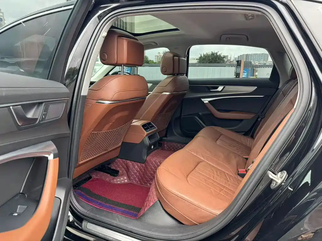 Audi A6L 2021