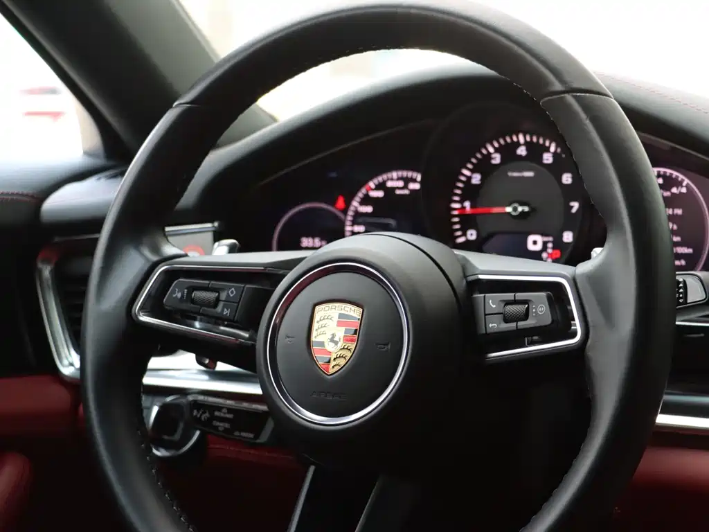 Porsche Panamera 2022 — фото 15