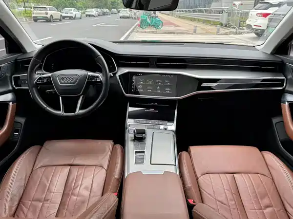 Audi A6L 2021