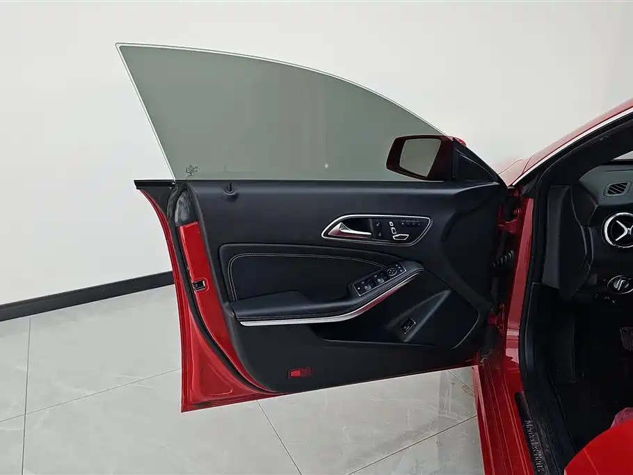 Mercedes-Benz CLA 2018 — фото 7