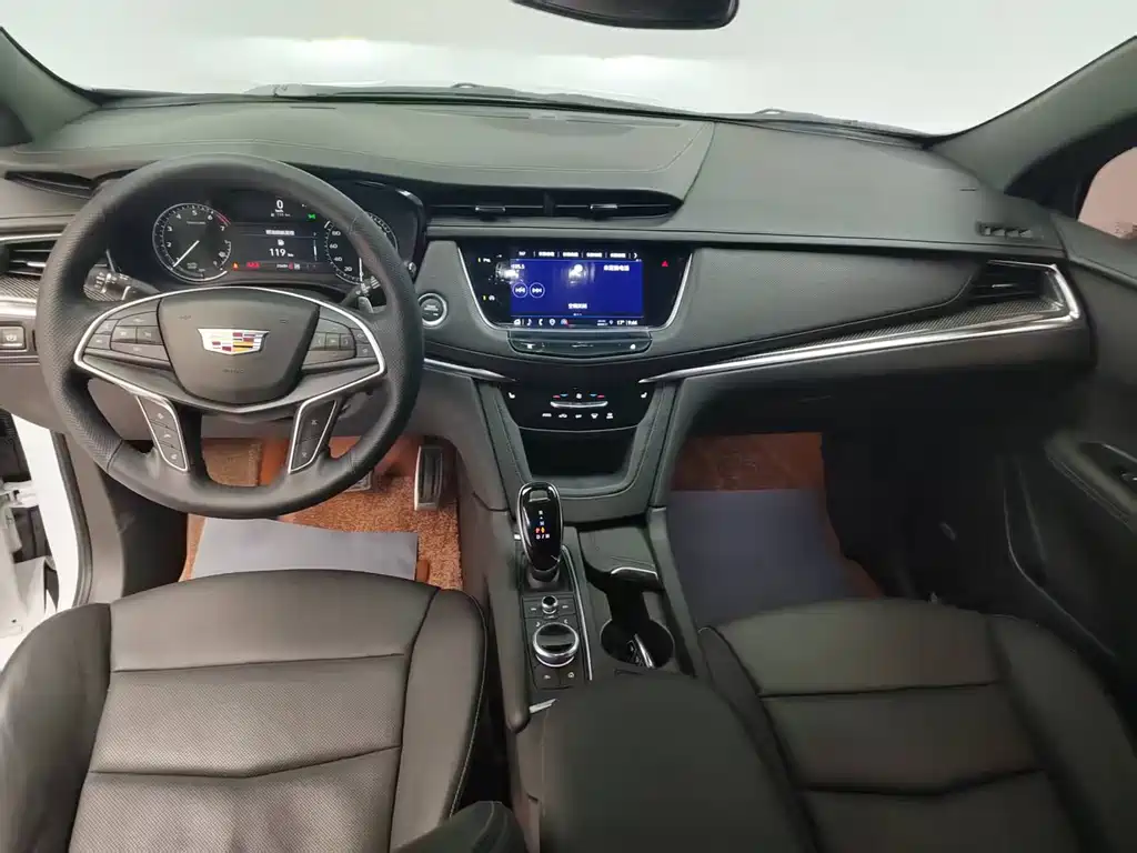 Cadillac XT5 2024 — фото 14