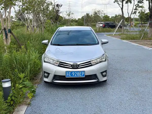 Toyota Corolla 2015