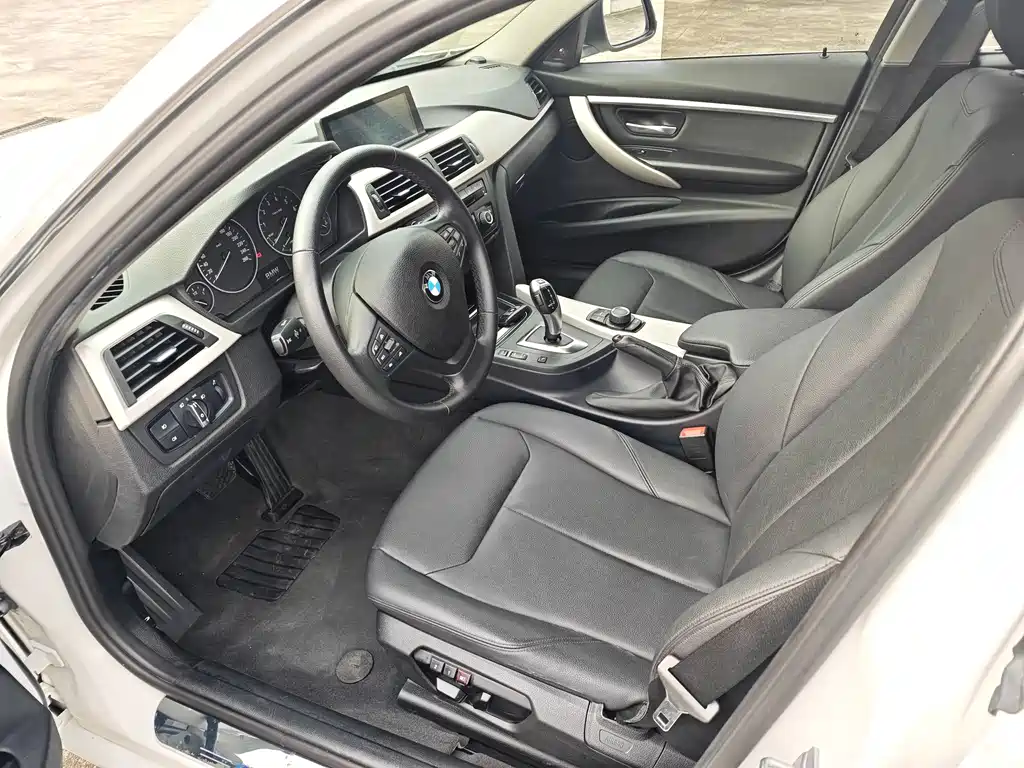 BMW 3 Series 2015