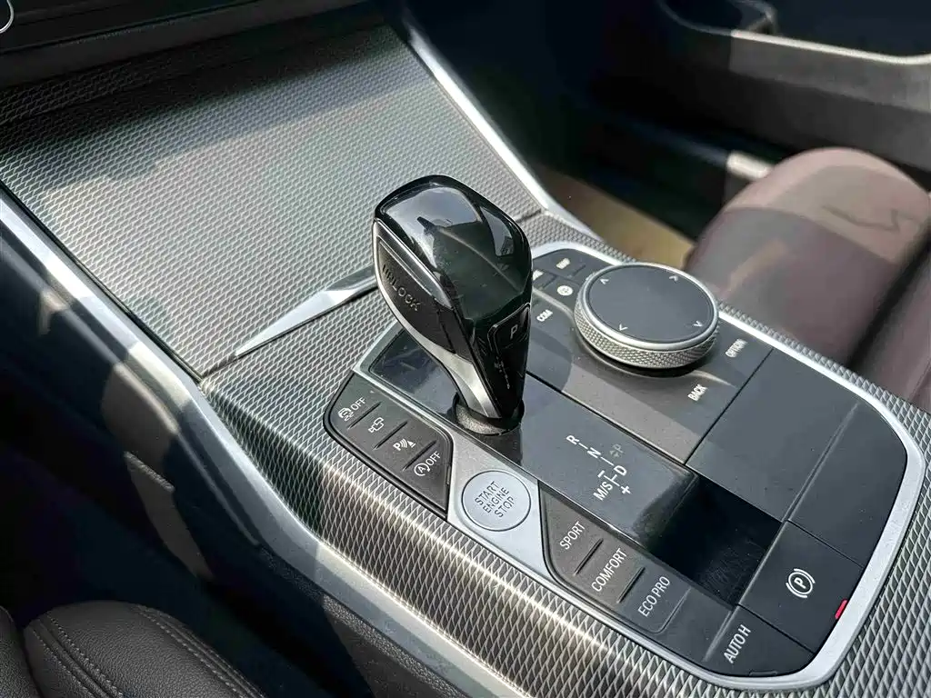 BMW 3 Series 2020 — фото 14