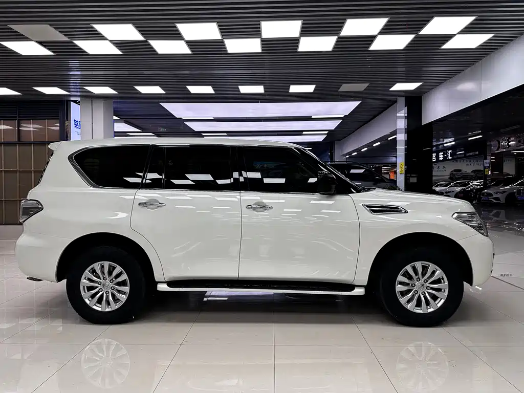 Nissan Patrol 2019 — фото 8