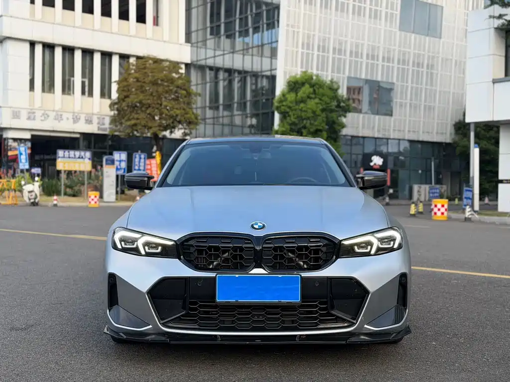 BMW 3 Series 2023