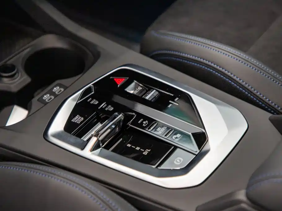 BMW 2 Series 2025 — фото 15