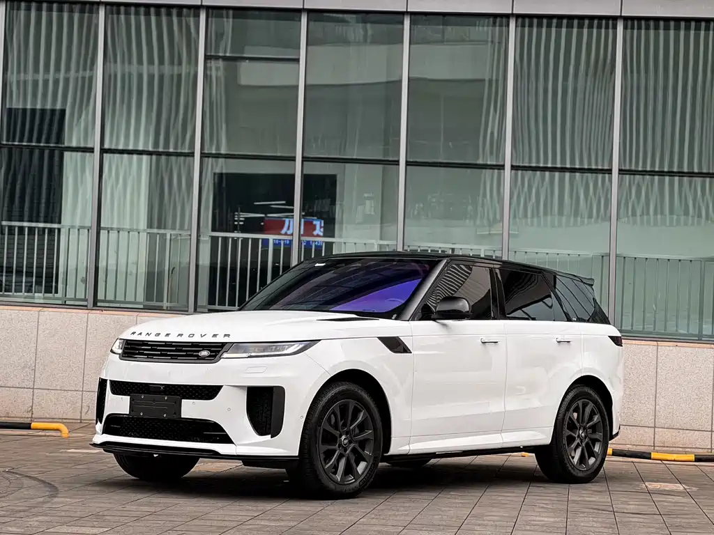 Land Rover Sport 2024 — фото 1