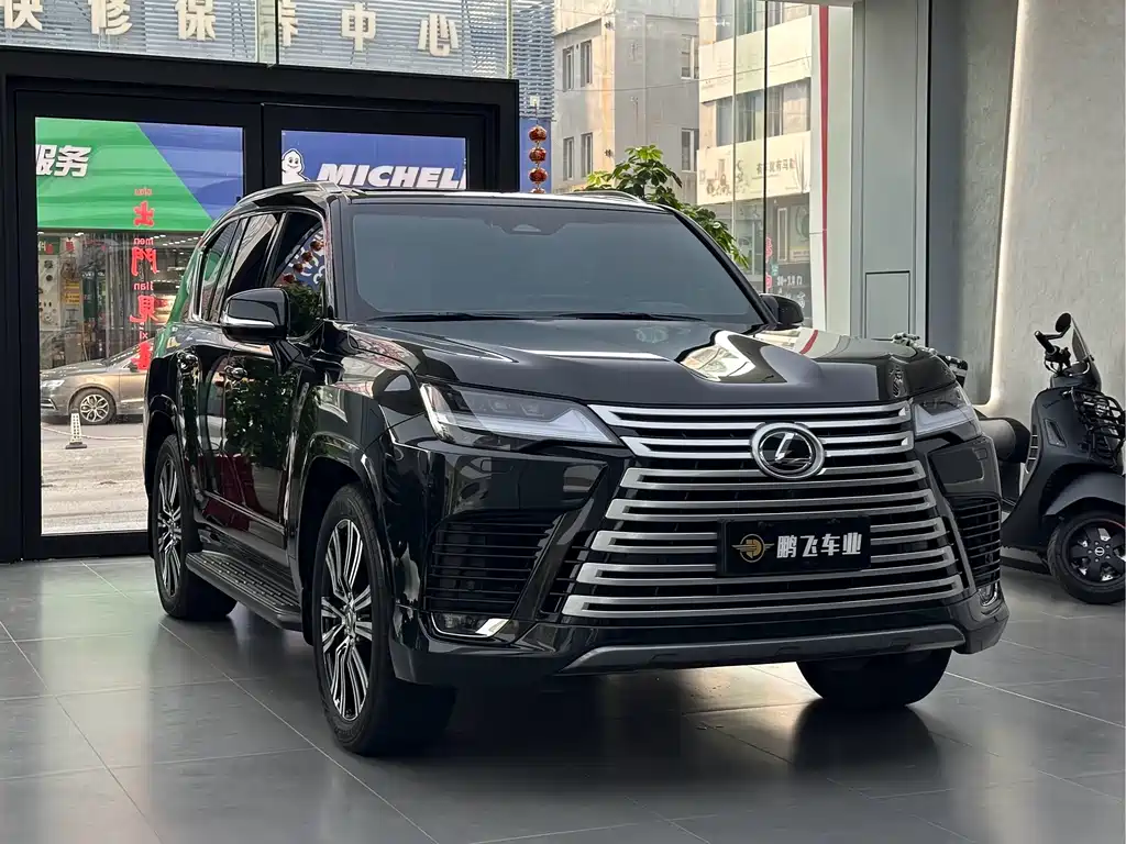 Lexus LX 2025 — фото 10