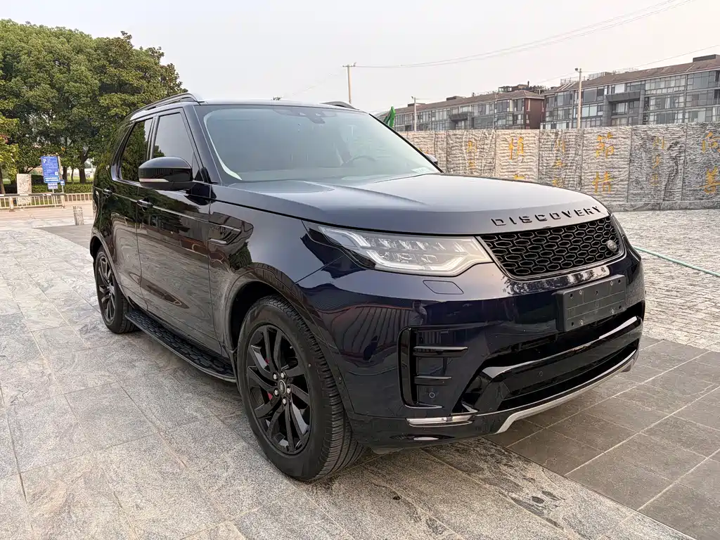 Land Rover Discovery 2021