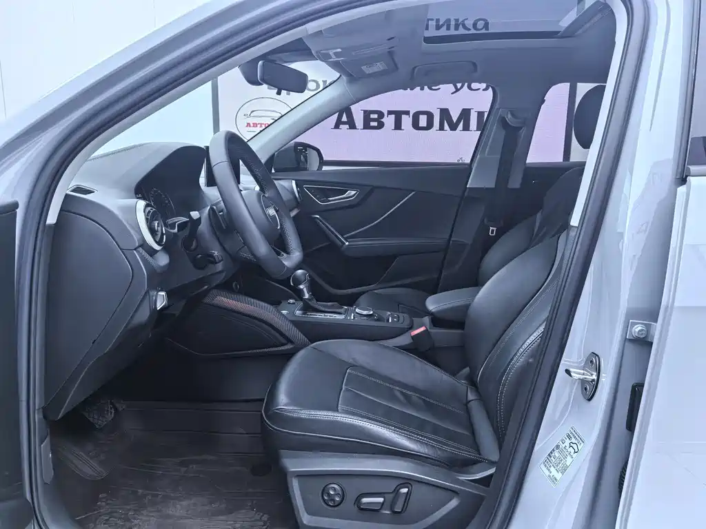 Audi Q2L 2022