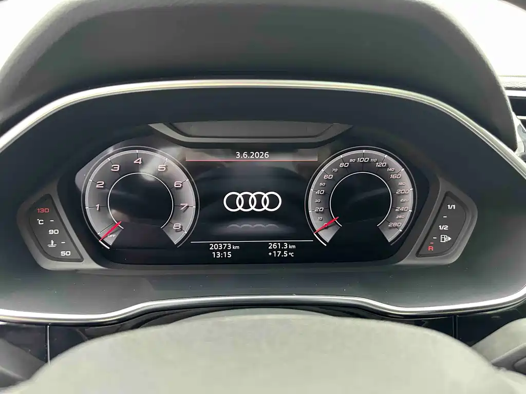 Audi Q3 2022 — фото 18