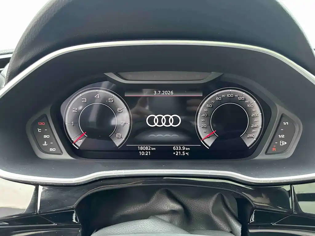 Audi Q3 2022 — фото 18