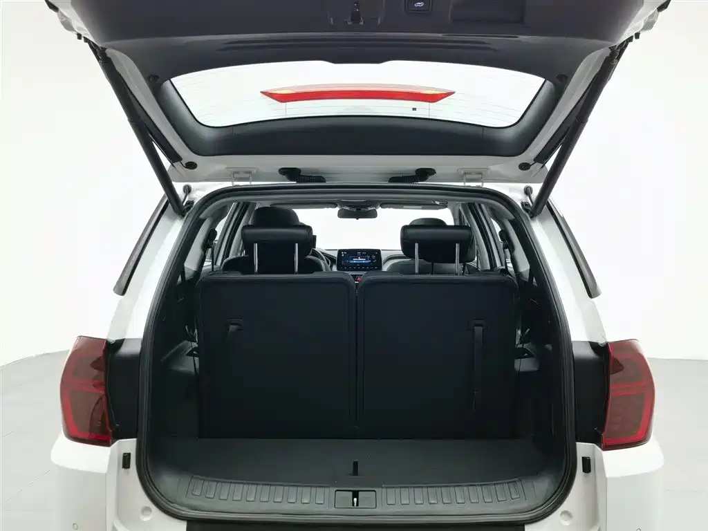 Hyundai Santa Fe 2022 — фото 16