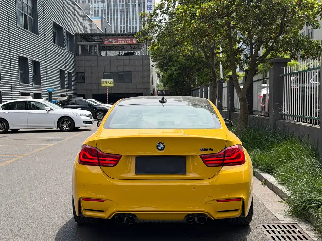 BMW M4 2018 — фото 5
