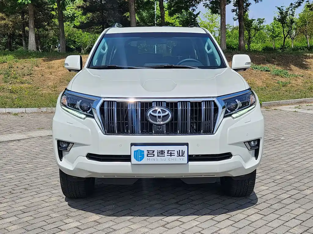 Toyota Prado 2019 — фото 2