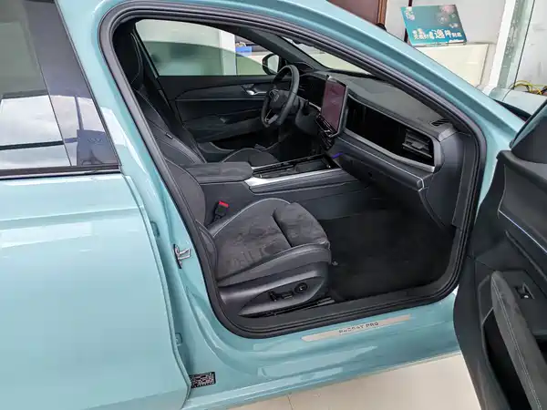 Volkswagen Passat 2024