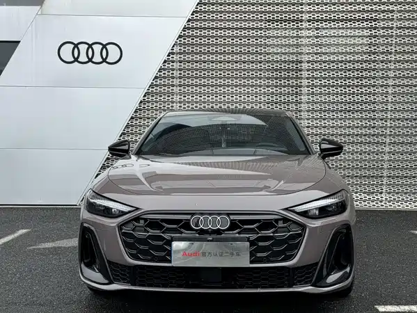 Audi A5L 2025