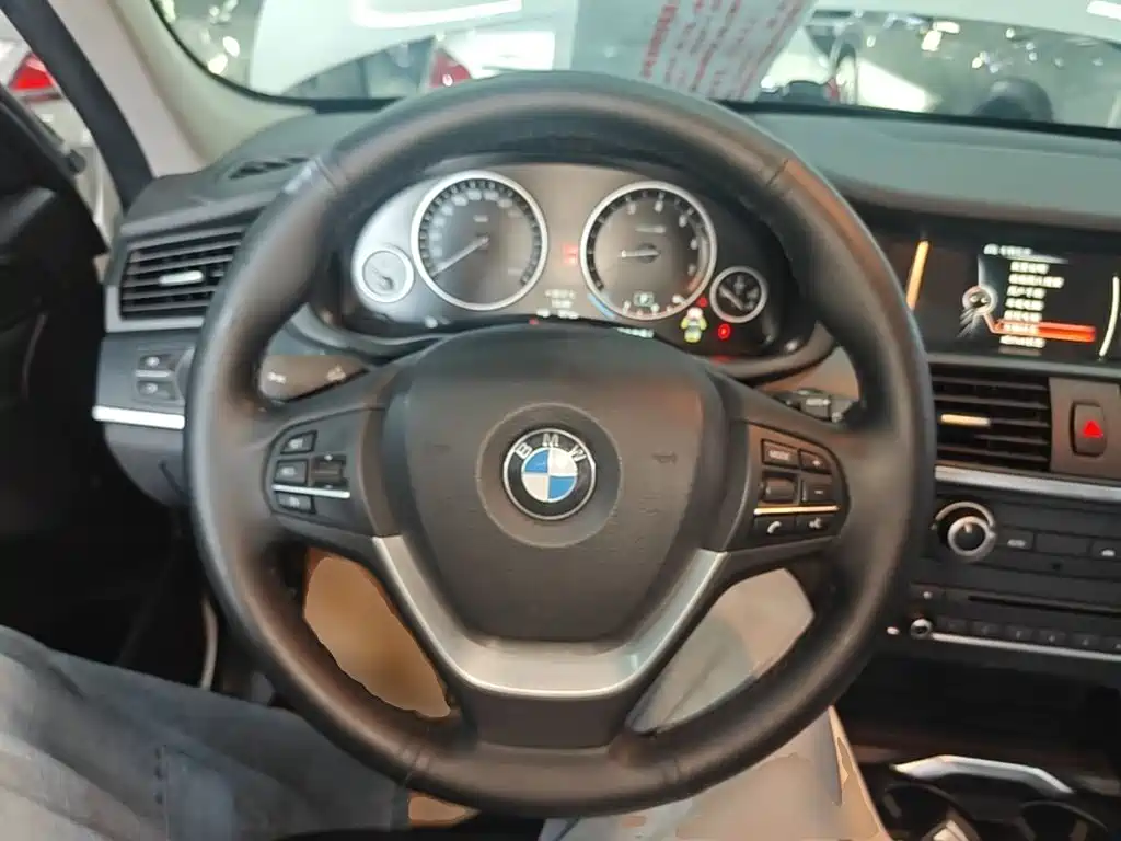 BMW X3 2014 — фото 11