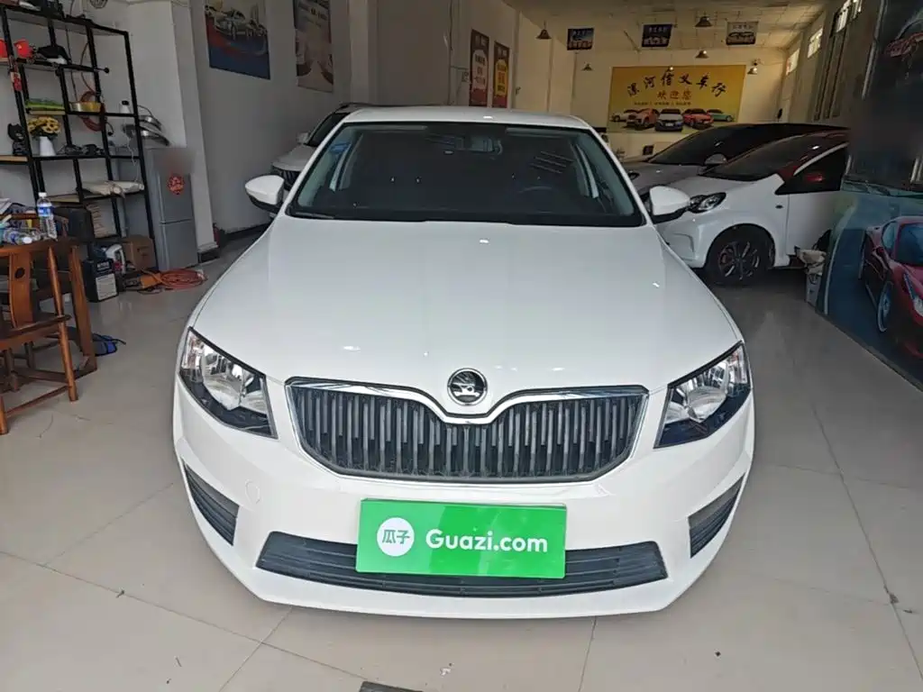 Skoda Octavia 2018 — фото 3