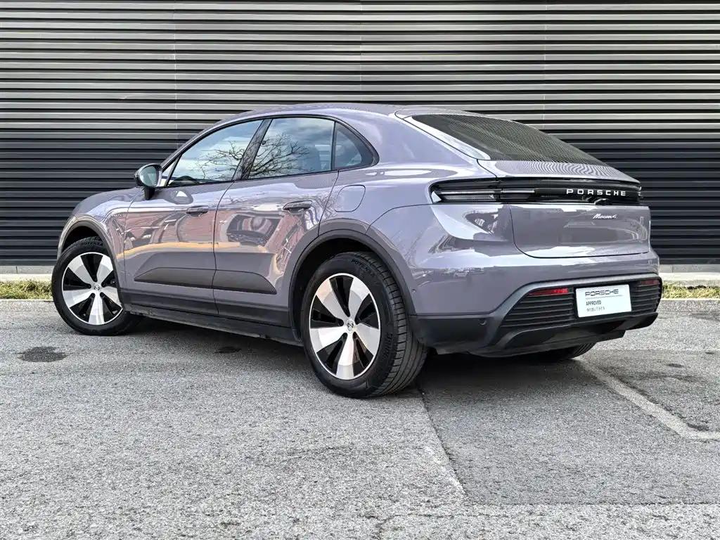 Porsche Macan EV 2025 — фото 3