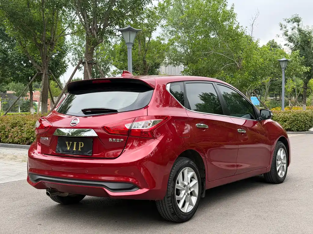 Nissan Tiida 2022 — фото 18
