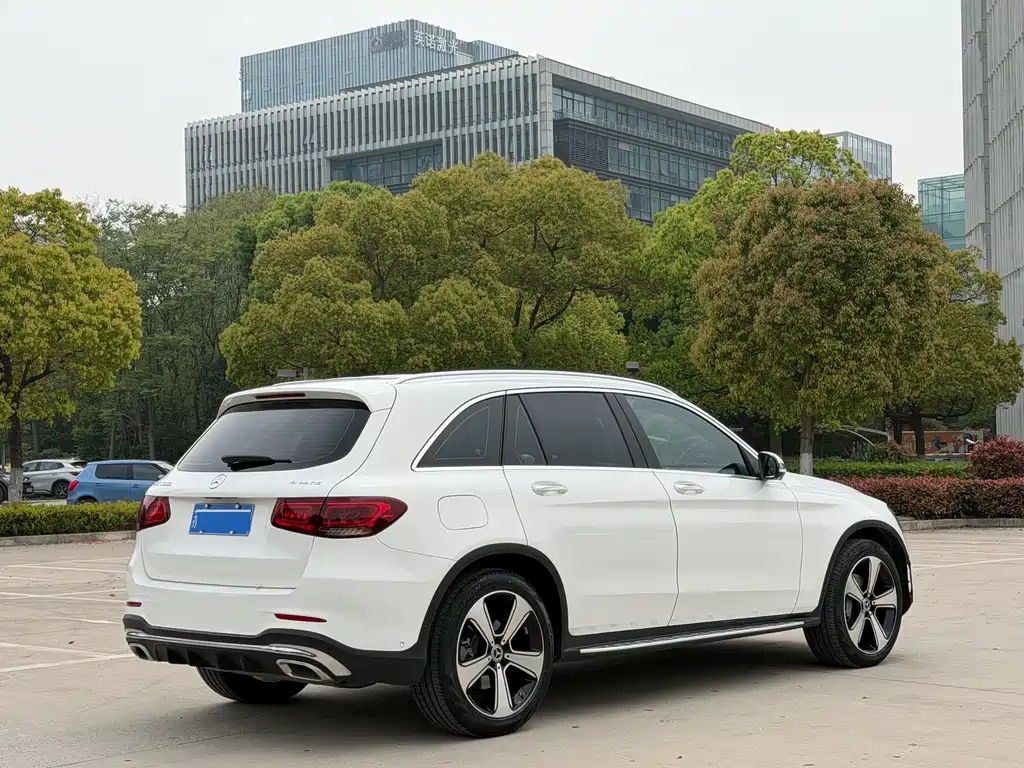 Mercedes-Benz GLC 2023 — фото 4