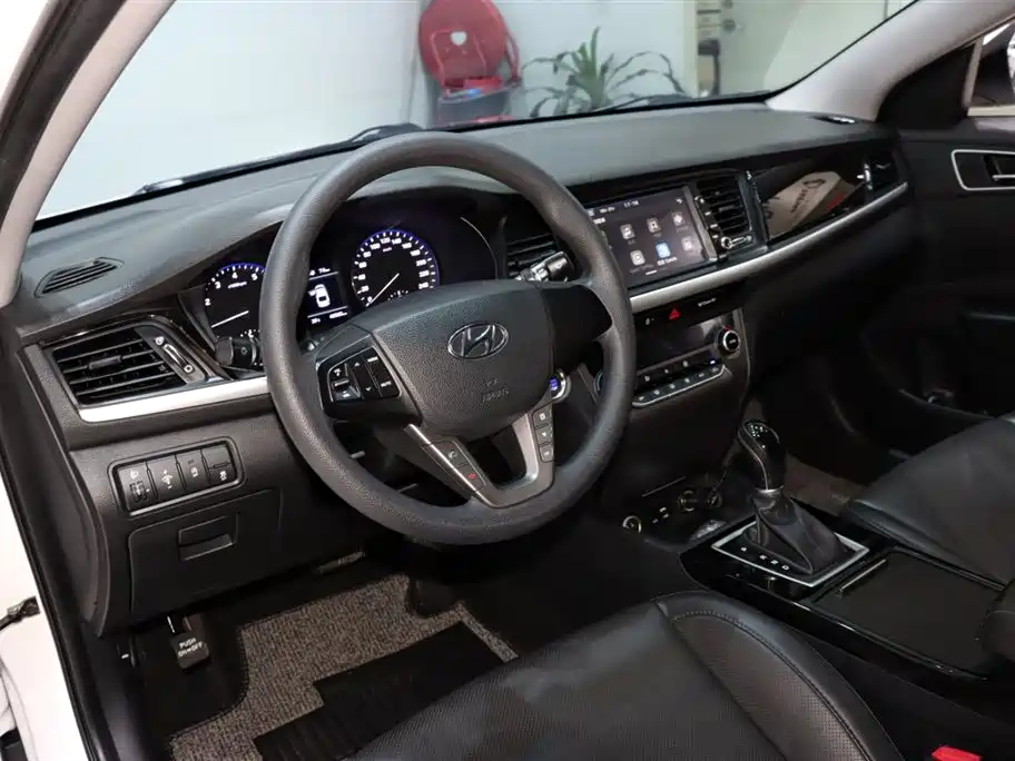 Hyundai Mistra 2018 — фото 10