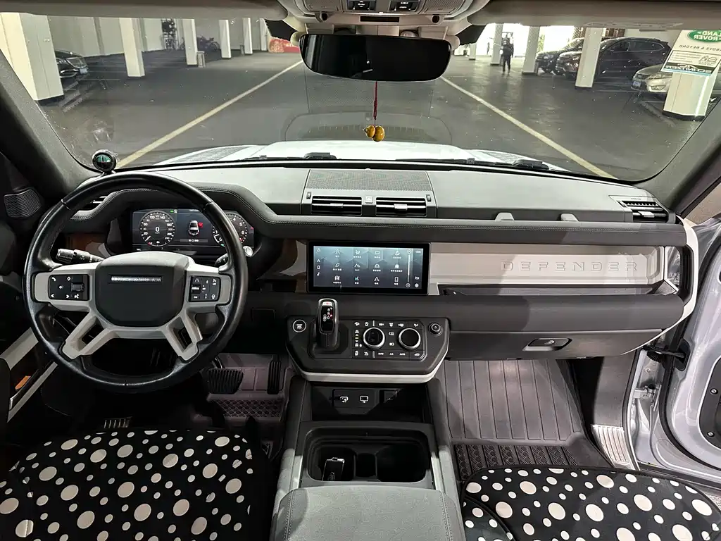 Land Rover Defender 2024 — фото 9