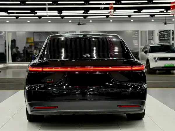 NIO ET7 2022