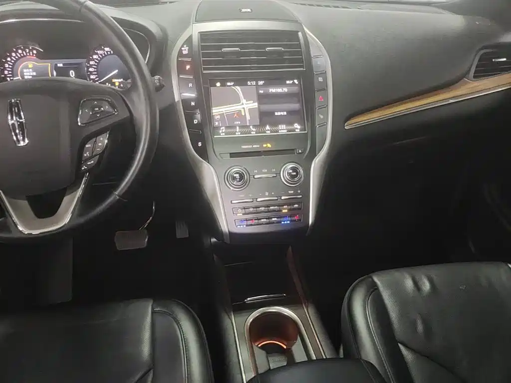 Lincoln MKC 2019 — фото 14
