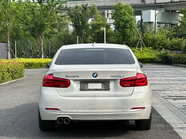 BMW 3 Series 2018