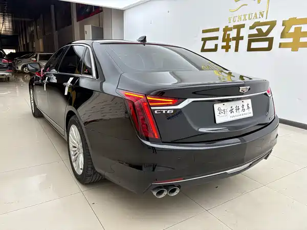 Cadillac CT6 2023
