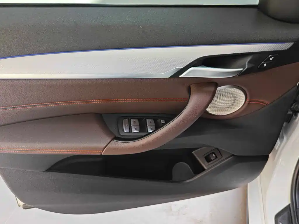 BMW X2 2022 — фото 3