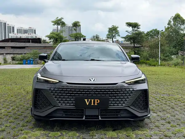 Changan UNI-V 2022
