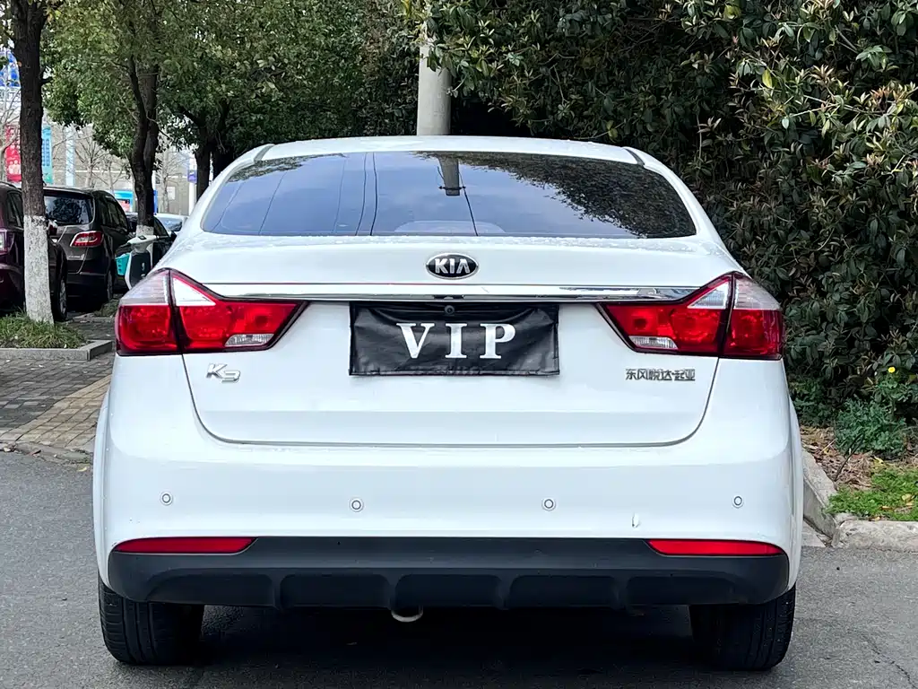 Kia K3 2018 — фото 10