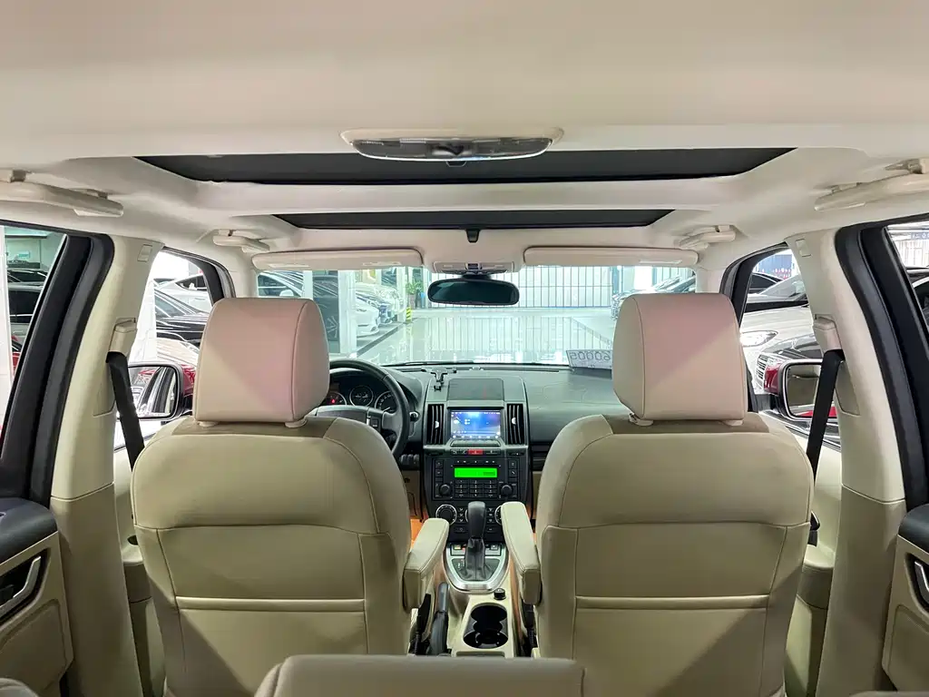 Land Rover Freelander 2 2011 — фото 14