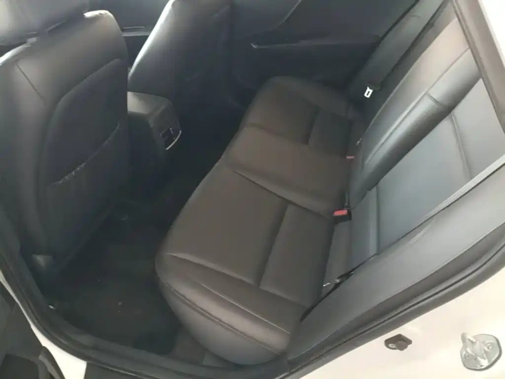 Hyundai Mistra 2015 — фото 17