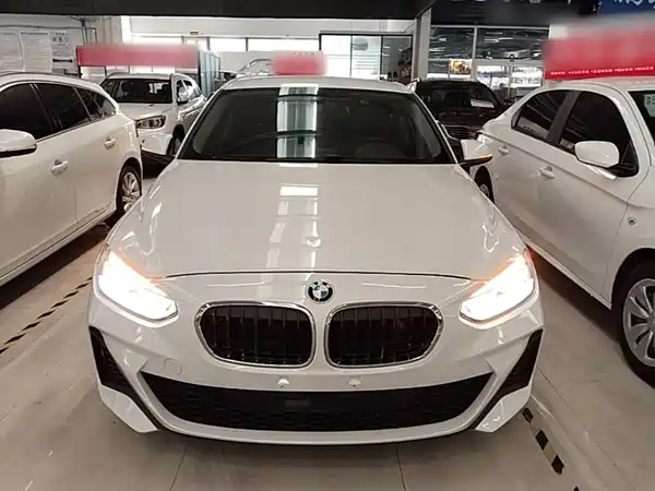 BMW 1 Series 2021