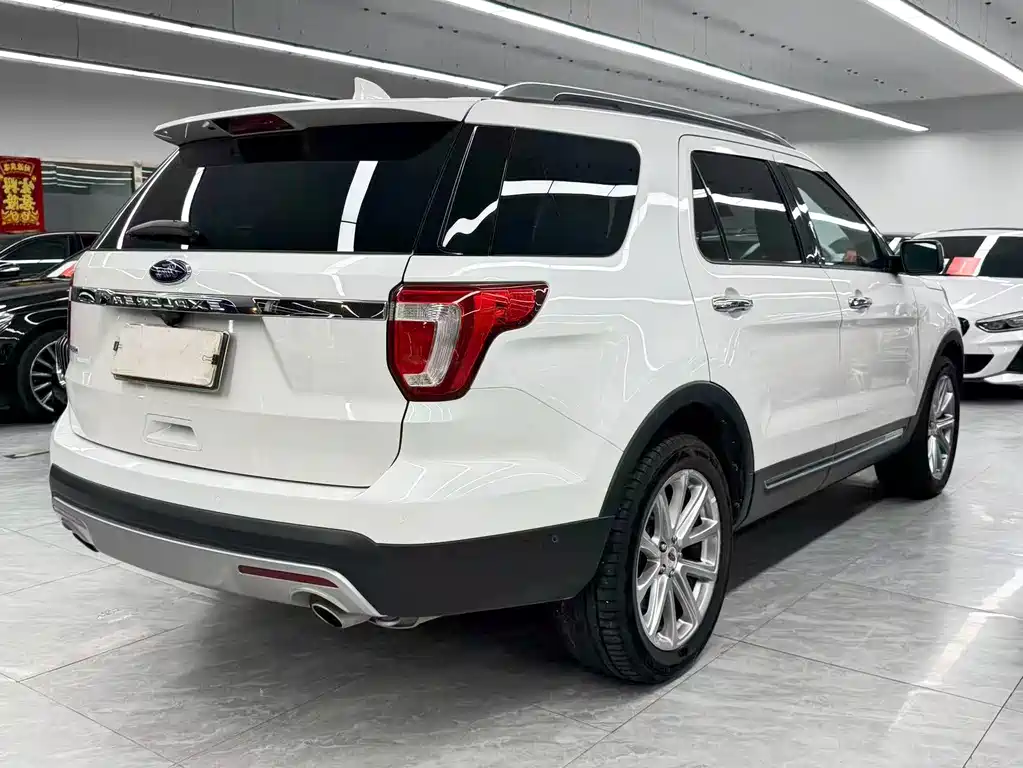 Ford Explorer 2016 — фото 4