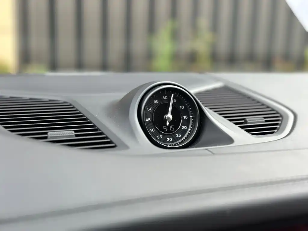 Porsche Cayenne 2023 — фото 15