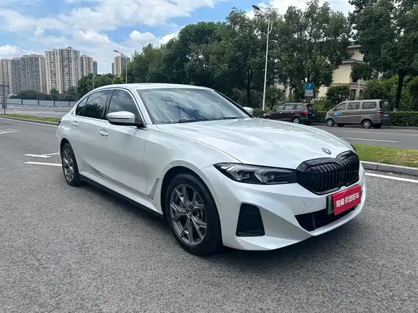 BMW i3 2022