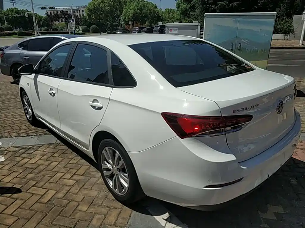 Buick Excelle 2021