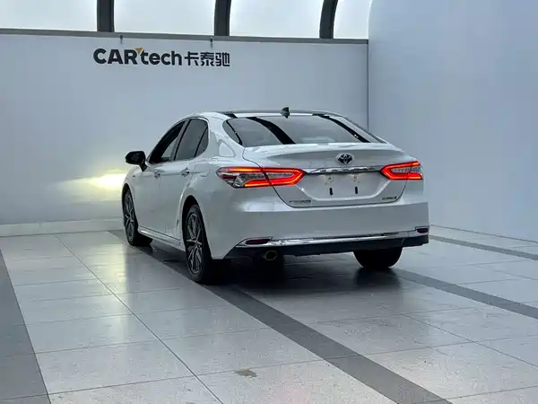Toyota Camry 2023