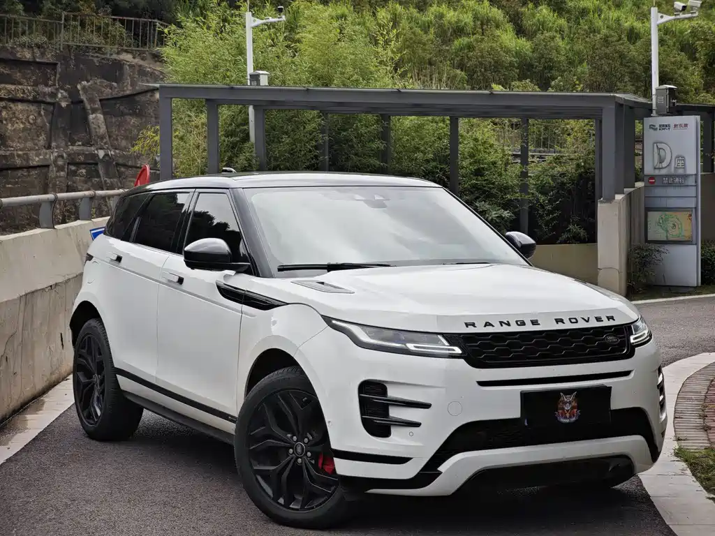 Land Rover Evoque 2021